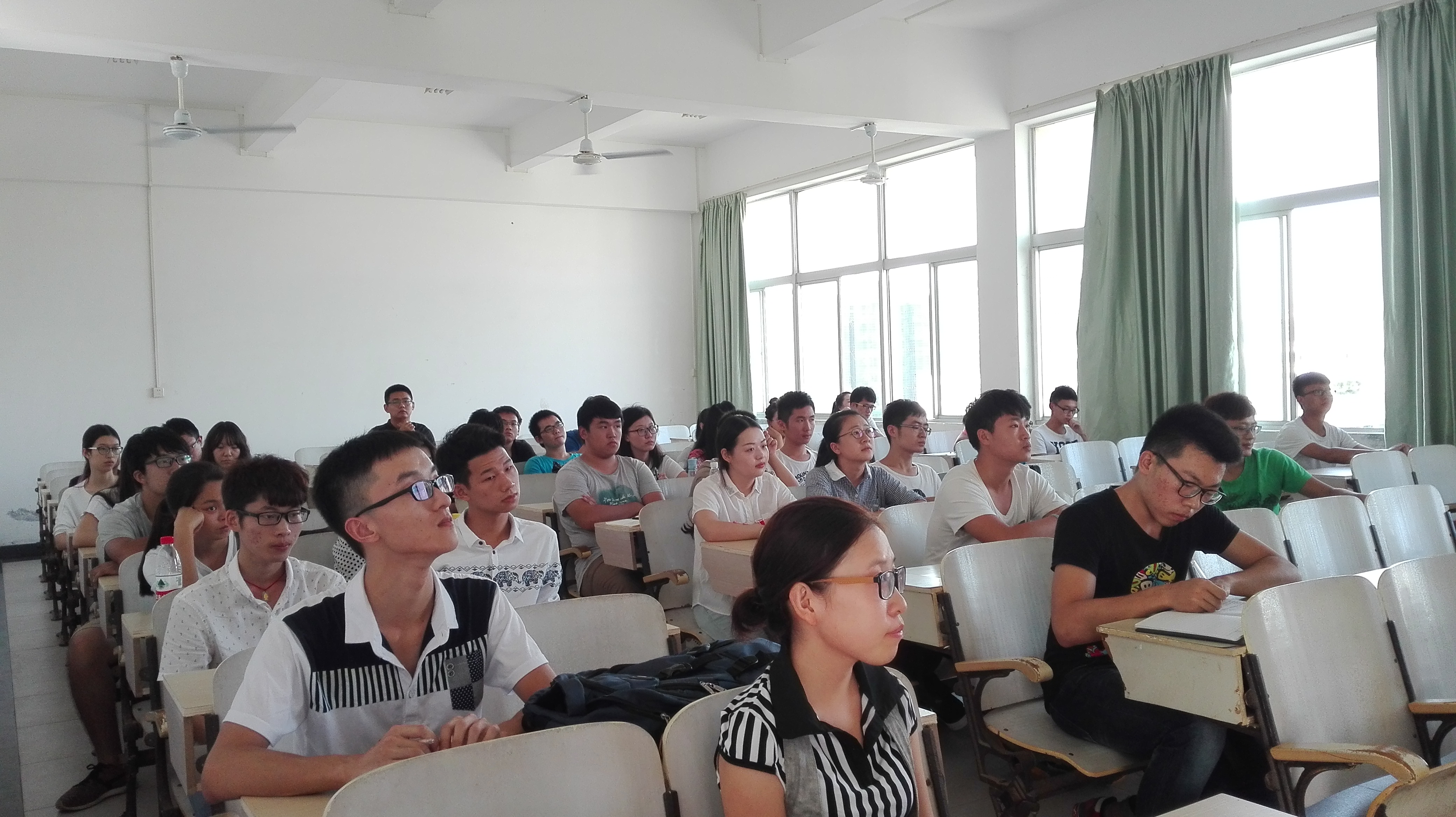 学习汇报生活会现场 学习汇报生活会现场